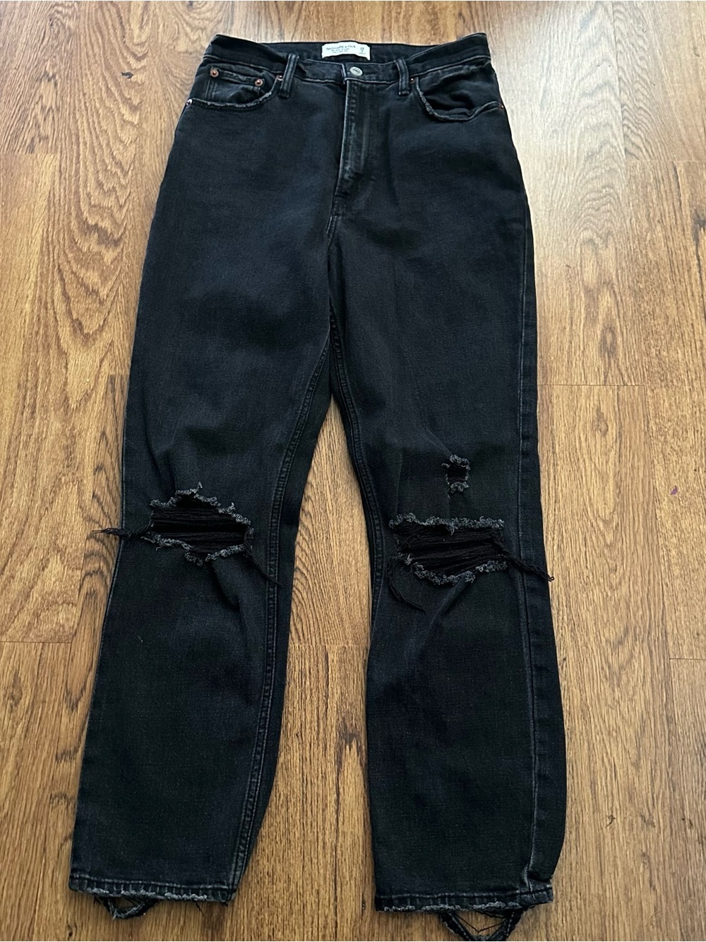 Abercrombie & Fitch Black Ankle Straight Ultra High-Rise Jeans  distressed 28